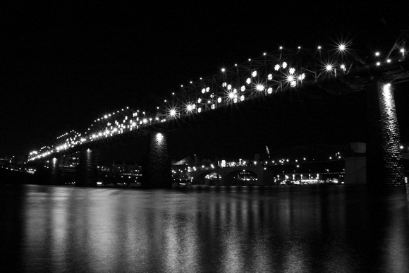 B&W, "black and white", bridge, light, night, tennessee, "tennessee river", "walnut street bridge", water
