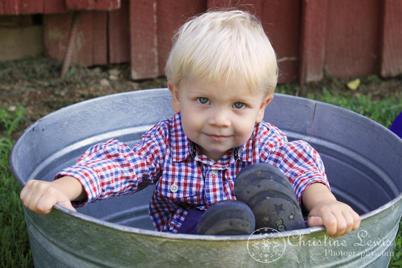 child, portraits, professional, chattanooga, tn, tennessee, patriotic, red, white, blue, american, 2 year old, blonde, boy, pictures, photographs, tub