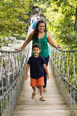 family photo shoot, portraits, photographs, pictures, professional, &quot;christine lewis photography&quot;, rock city, chattanooga, tn, tennessee, swinging bridge, lookout mountain
