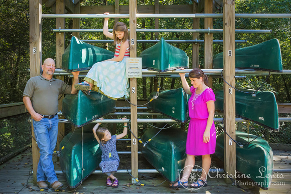 Chattanooga Nature Center, family portraits, discovery forest treehouse, photo shoot, professional, session, Chattanooga, tn, tennessee, canoes
