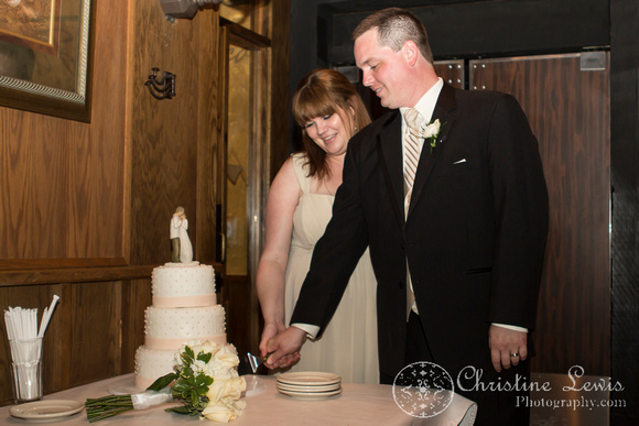 Chop House, professional photography, photographer, reception, cake cutting