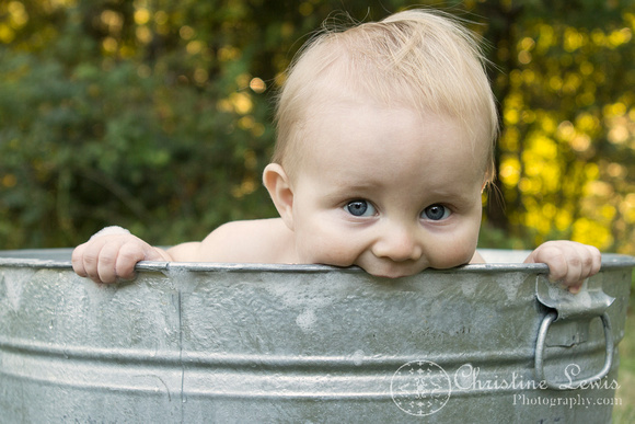 children, 6 months old, photo shoot, portraits, professional, &quot;christine lewis photography&quot;, tub, bubble bath, suds, baby, boy