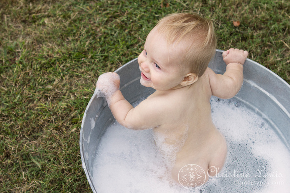 children, 6 months old, photo shoot, portraits, professional, &quot;christine lewis photography&quot;, tub, bubble bath, suds, baby, booty, bare