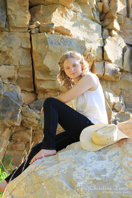 chattanooga, tennessee, senior portraits, home school, christine lewis photography, curly, blonde, girl, female, photographs, professional, western, country, cowgirl, family heirloom, cowboy hat, rock, barefoot, serious