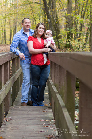 family portrait chattanooga, tennessee, tn, dayton, laurel falls, cumberland trail, christine lewis photography, lifestyle, baby girl, six months old, trail