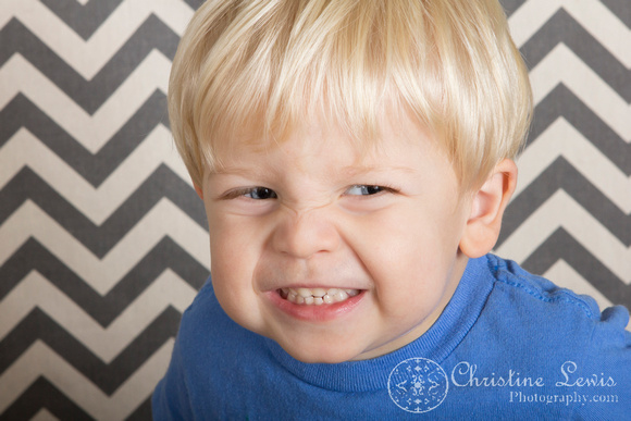 children, toddler, professional portraits, hixson tennessee, tn, &quot;christine lewis photography&quot; studio, chevron, two year old