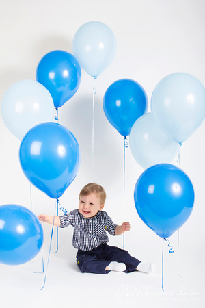 one year old, blue, balloons, portraits, professional, chattanooga, tn, tennessee, hixson, studio, &quot;christine lewis photography&quot;