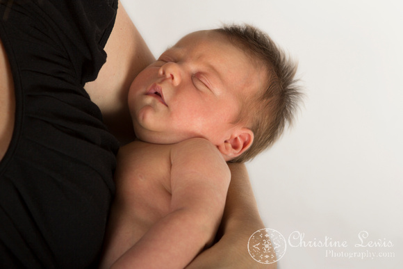 newborn portrait photo shoot, baby boy, chattanooga, tn, &quot;christine lewis photography&quot;, mother
