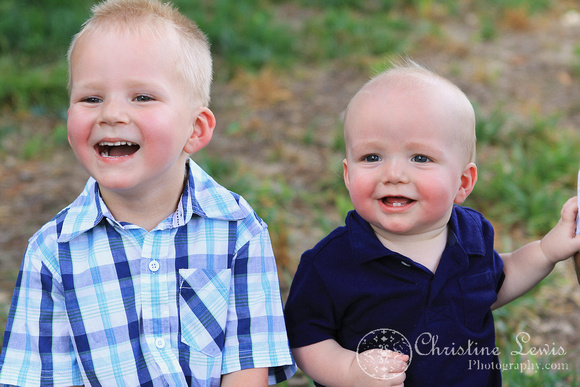 children photography, pictures, portraits, professional, Coolidge Park, brothers