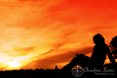 chattanooga, tennessee, senior portraits, home school, photographs, pictures, christine lewis photography, professional, curly hair, silhouette, sunset, red, orange, reading, book, dramatic