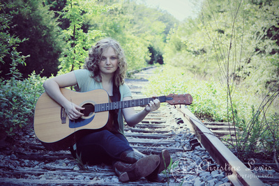chattanooga, tennessee, senior portraits, home school, christine lewis photography, curly, blonde, girl, female, photographs, professional, photographer, pictures, guitar, railroad tracks, vintage, serious, overgrown, musician