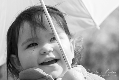 black and white, umbrella, little girl, 20 months old, on location, outdoor, lifestyle portraits, chattanooga, tennessee, children, photographer