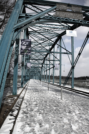 Chattanooga, Tennessee, blue, bridge, december, snow, "walnut street bridge"
