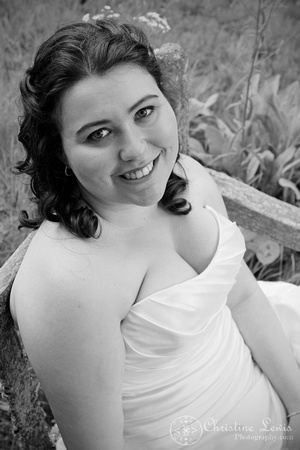 chattanooga nature center, tennessee, tn, outdoor, wedding, natural, professional, photographs, portraits, pictures, bridal, bride, black and white
