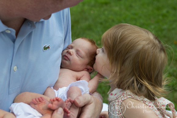 newborn photography, twins, chattanooga, tn, portraits, "christine lewis photography", baby, big sister, daddy