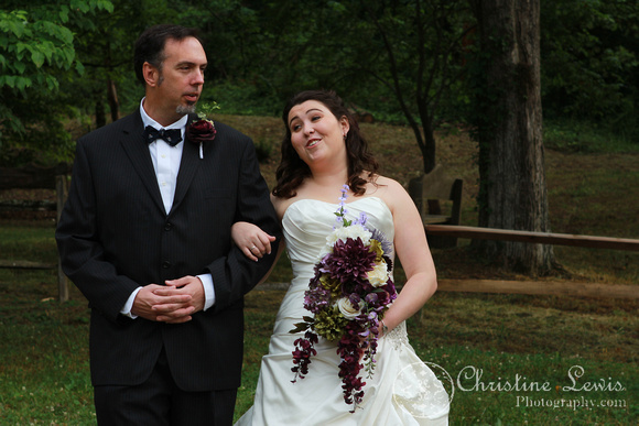 chattanooga nature center, wedding, professional, photography, pictures, tennessee, TN, outdoor, natural, bride, father-of-the-bride