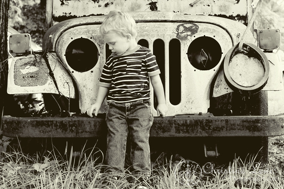 children photo shoot, professional, portraits, pictures, chattanooga, tennessee, tn, &quot;christine lewis photography&quot;, junkyard, vintage, antique cars, 3 years old, boy, playing, jeep, &quot;black and white&quot;